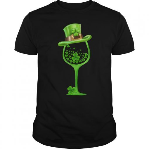 Shamrock Wine Glass Green Plaid St Patrick's Day T-Shirt