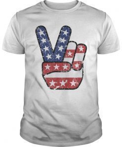 4th of July American Flag Peace Sign Hand US Vintage T-Shirt