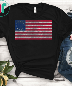 Betsy Ross Flag Distressed Grunge Style T-Shirt Betsy Ross