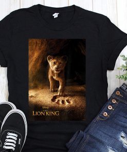 Disney the lion king live action simba paw fill movie poster shirt