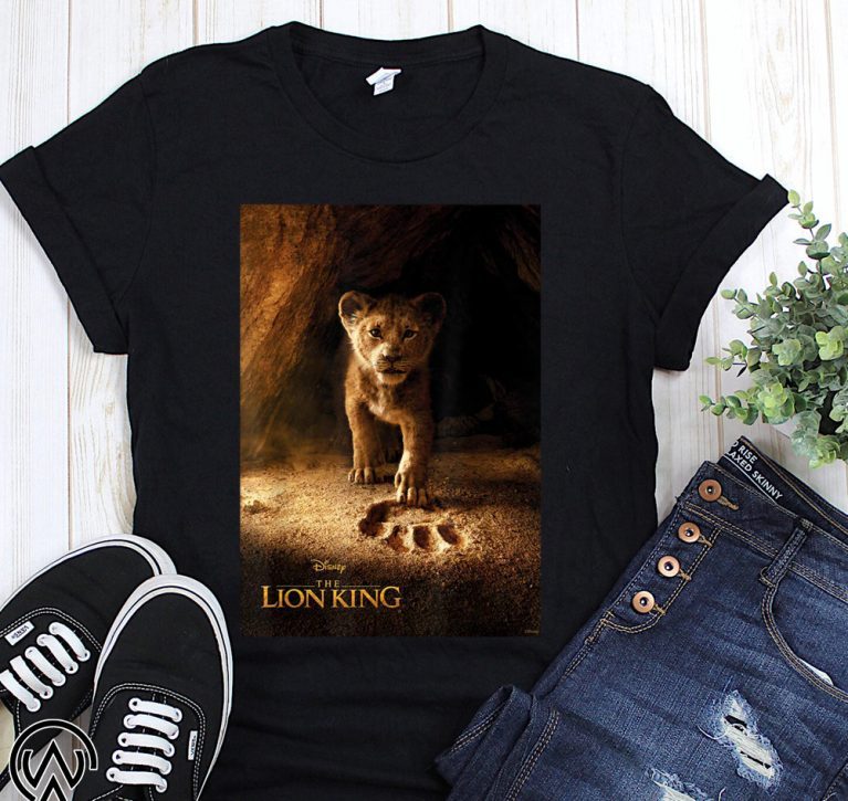 Disney the lion king live action simba paw fill movie poster shirt