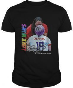 Megan Rapinoe kiss Sue Bird love wins shirt