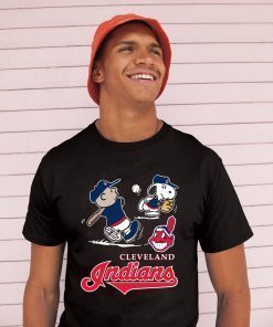 Charlie brown Snoopy Cleveland Indians 2019 T-Shirt