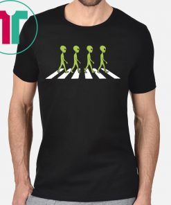 Alien On The Abbey Road 2019 T-Shirt