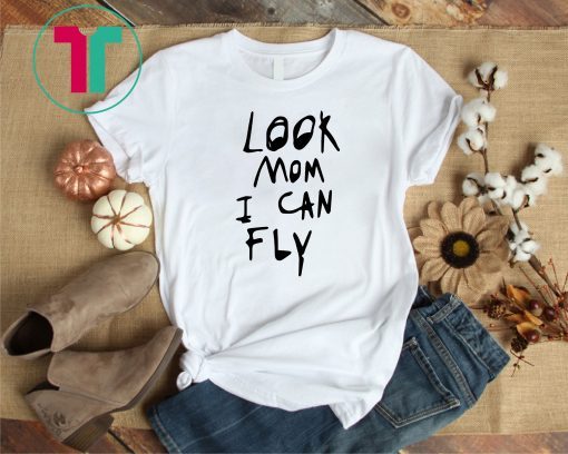 Look mom I can fly Classic Tee Shirt