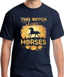 This witch loves horses halloween Unisex T-Shirt