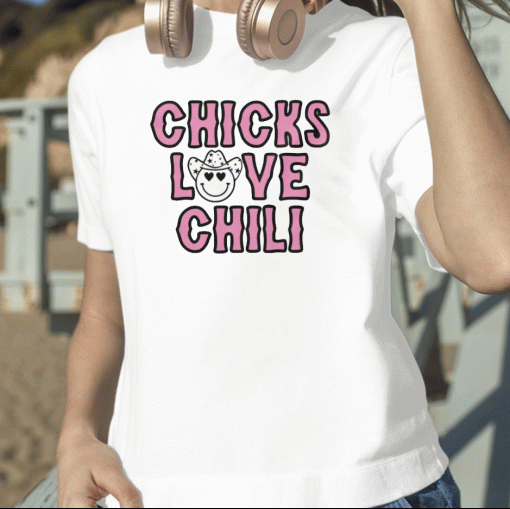 Vintage Chicks Love Chili Cropped TShirt