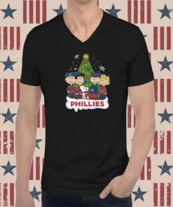 Philadelphia Phillies Snoopy Peanuts Christmas Gift TShirt