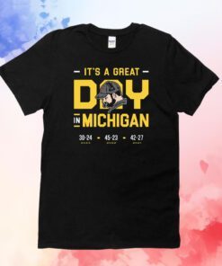 It's a Great Day in Michigan College Hoodie Shirt