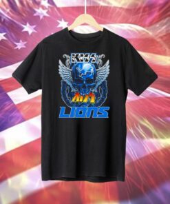 Skull Wings Kiss In Detroit Lions Football T-Shirt