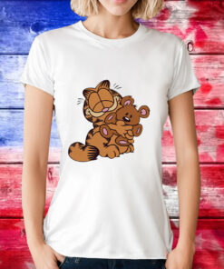 Ranbalt Garfield hug teddy bear T-Shirt