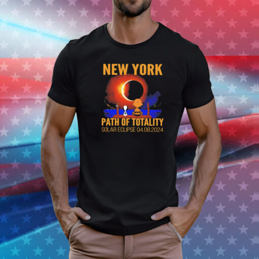 Snoopy and Charlie Brown New York path of totality solar eclipse april 8 2024 T-Shirt