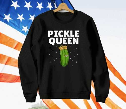 Pickle Queen Funny Cucumber Pickle Girl T-Shirt