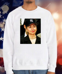 Rihanna Wear Hillary Clinton T-Shirt