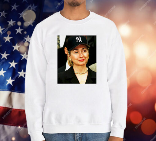 Rihanna Wear Hillary Clinton T-Shirt