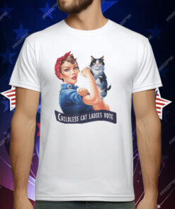 Childless Cat Lady T-Shirt