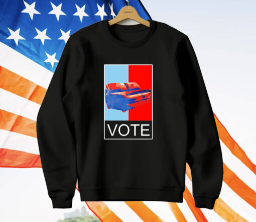 Tariq Nasheed wearing sofa vote T-Shirt